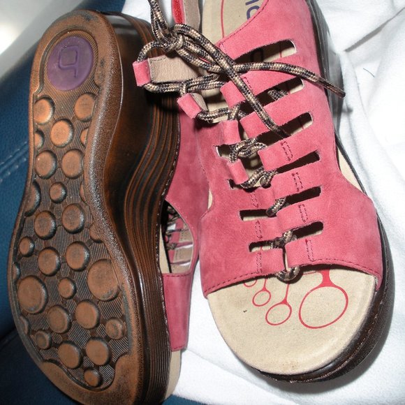 Bionicq suede leather sandals Velcro back fasten strap - Picture 9 of 13